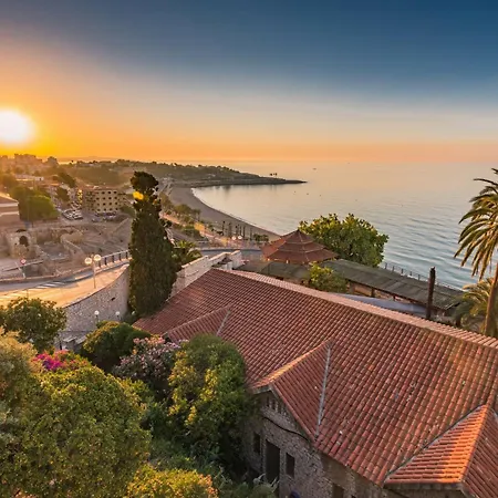 Mediterranean Way - August Tarragona Buitenkant foto